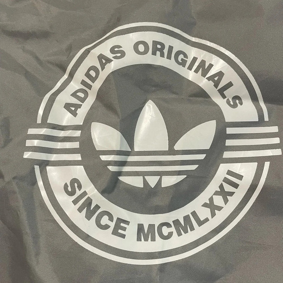 Adidas Originals Gray Drawstring Backpack with Side Zipper Pocket - Picture 2 of 8
